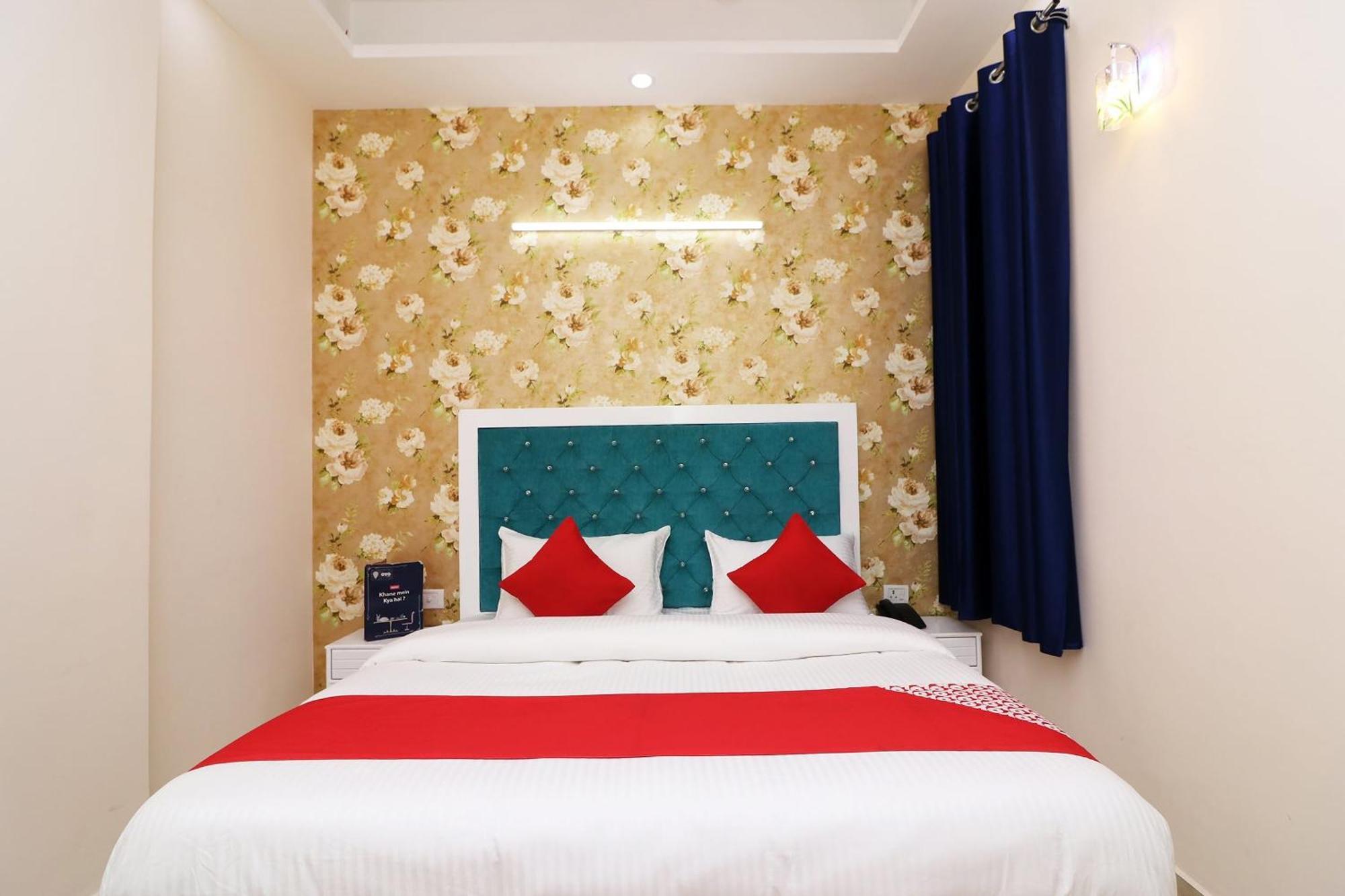 Hotel O The Grand Palace Ghaziabad Bagian luar foto